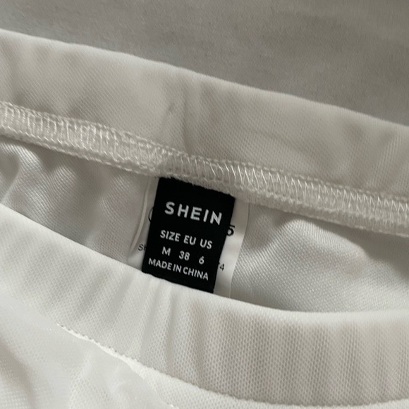 Shein Ruched White Skirt Size M - Picture 2 of 2